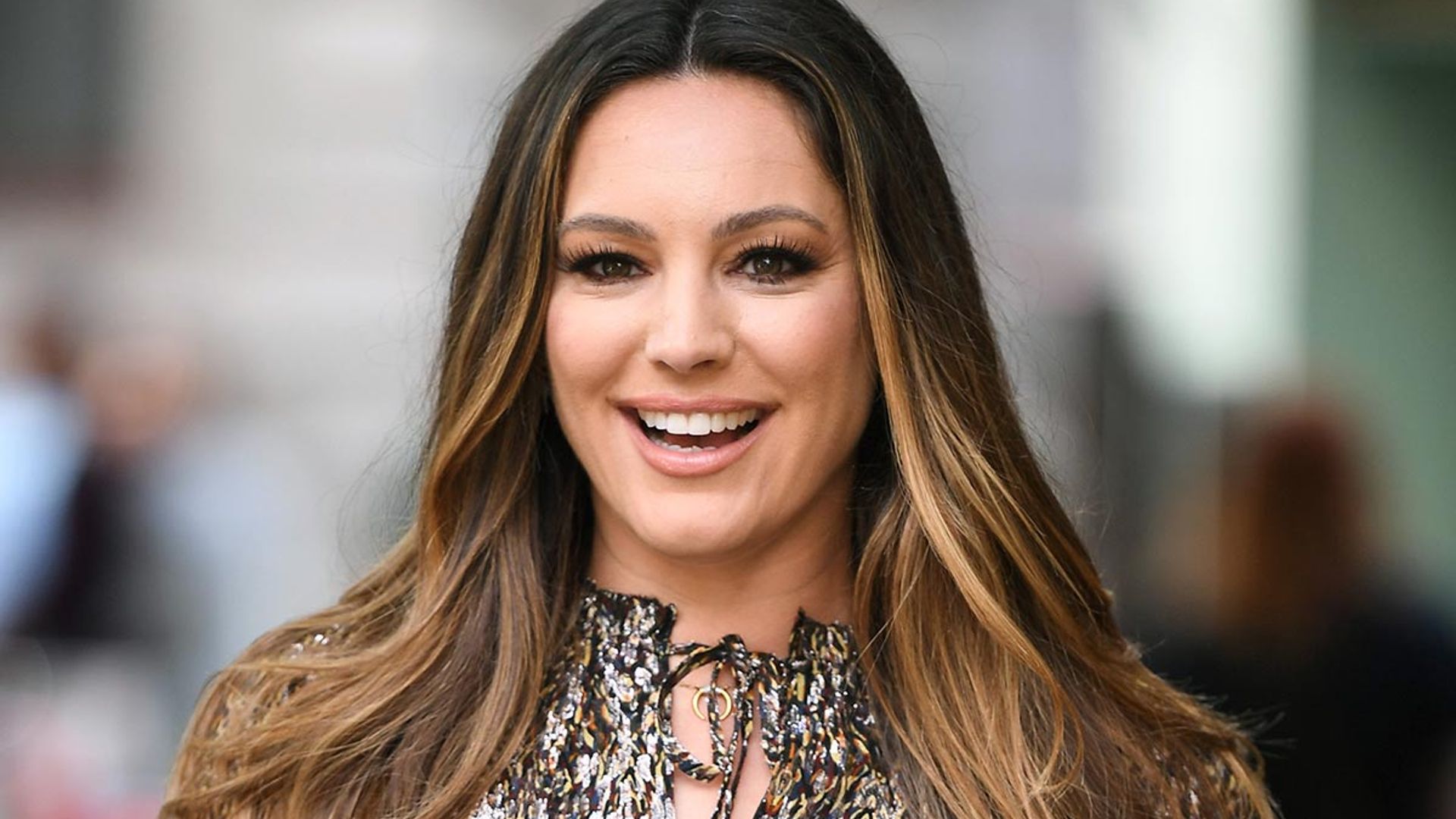 Kelly Brook wows in bargain £22 Tesco mini dress you NEED to see