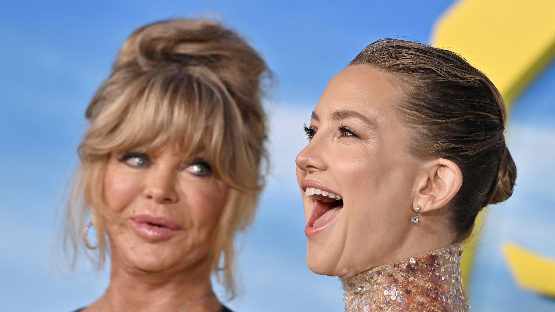 Goldie Hawn’s granddaughter has blossomed into an exact replica of aunt Kate Hudson — see photos