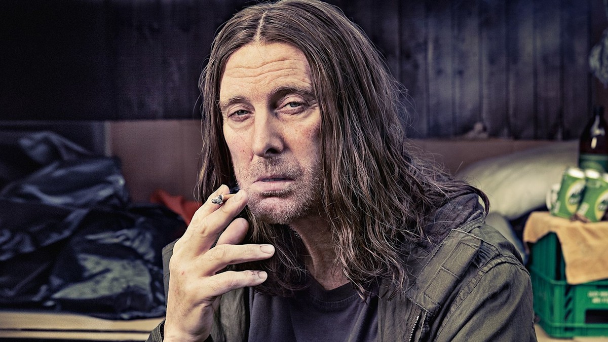 Netflix fans have just hours left to binge-watch this 'mind-blowing masterpiece'