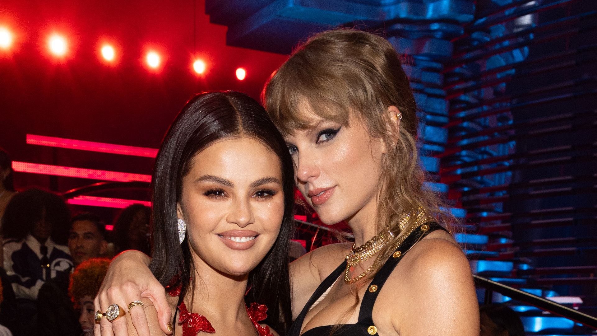 Selena Gomez and Taylor Swift at the 2023 MTV Video Music Awards 