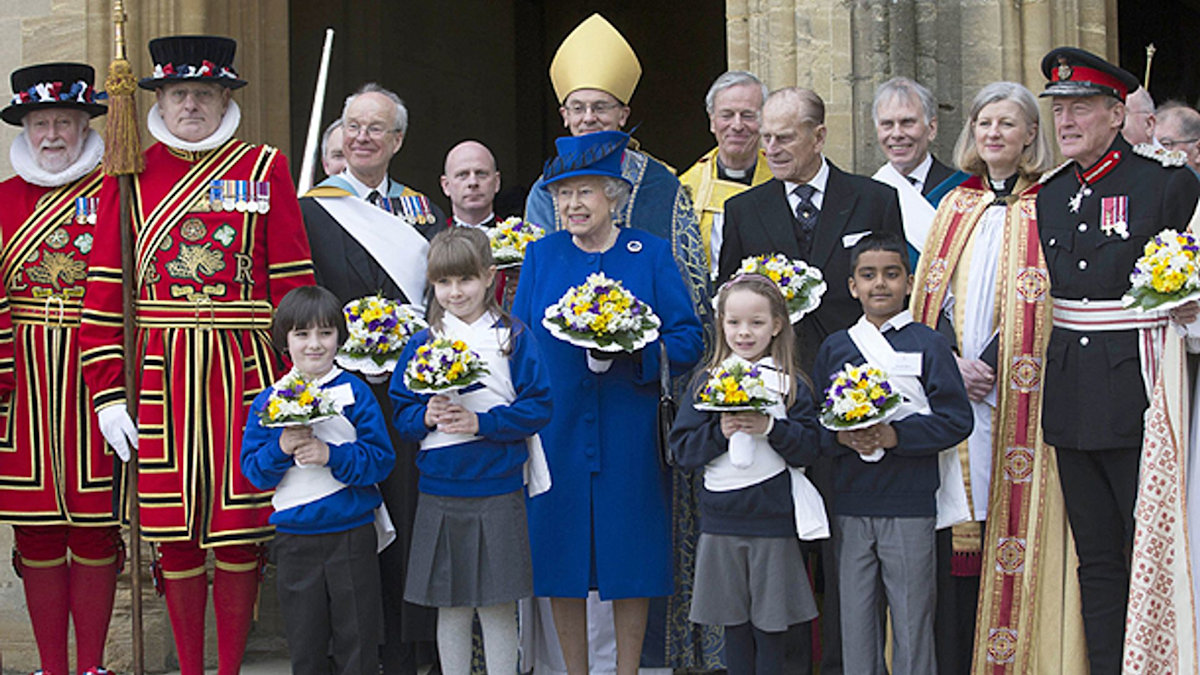 queen visits oxford