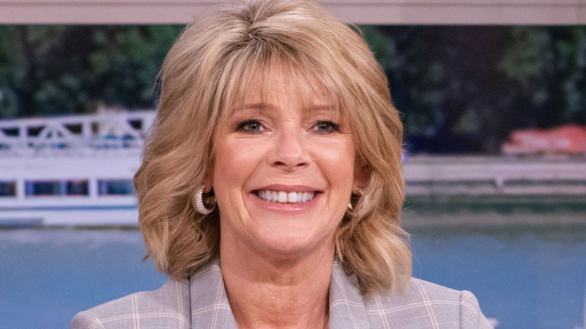 Ruth Langsford causes a stir in skinny jeans – and looks incredible