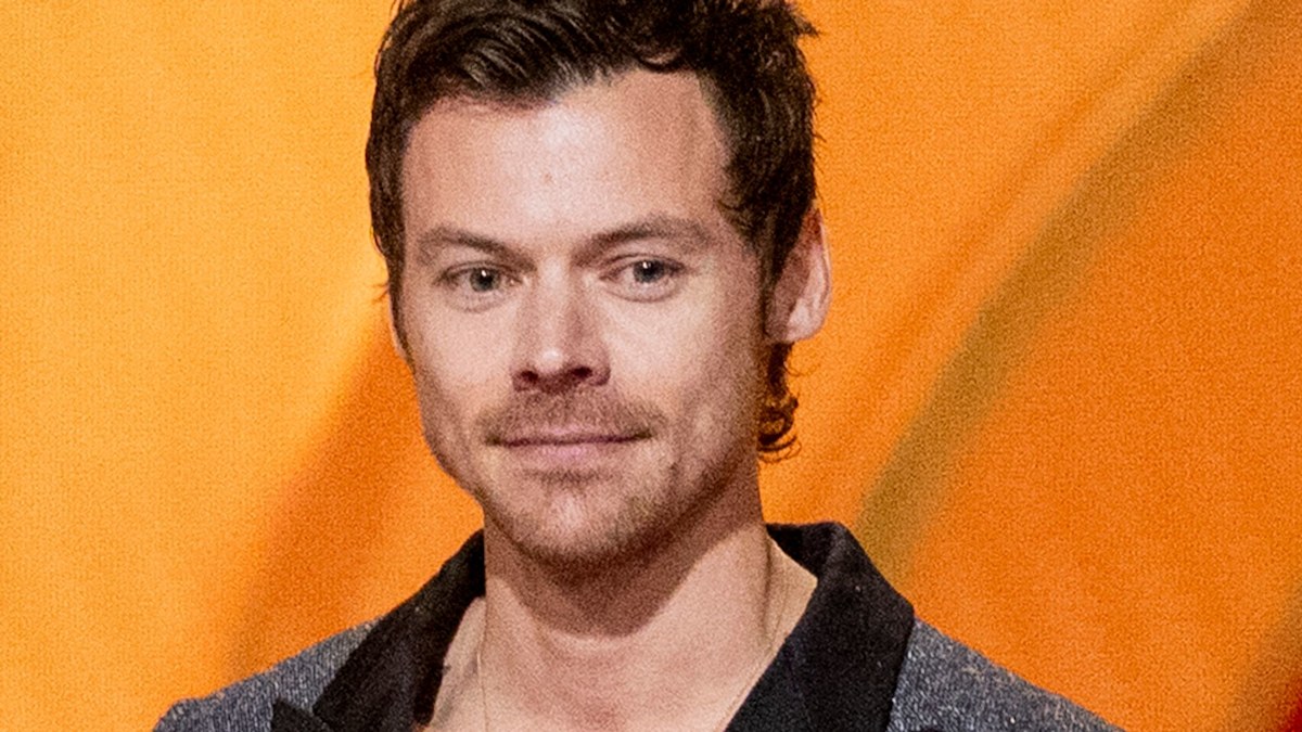 Harry Styles defies 'mucus myth' with weirdly normal pre-Brits snack