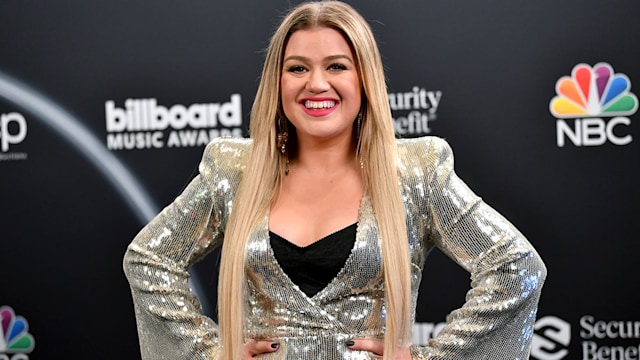 kelly clarkson billboard