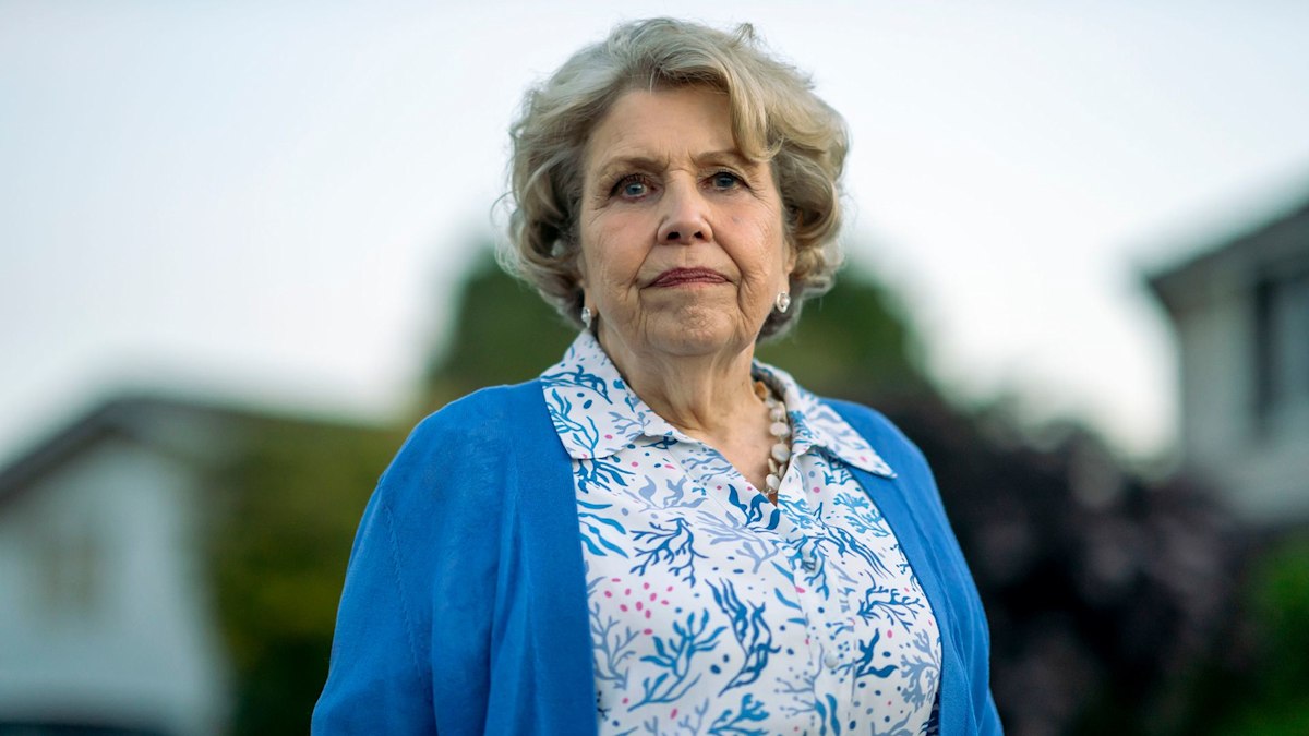 The Sixth Commandment star Anne Reid's famous husband revealed HELLO!