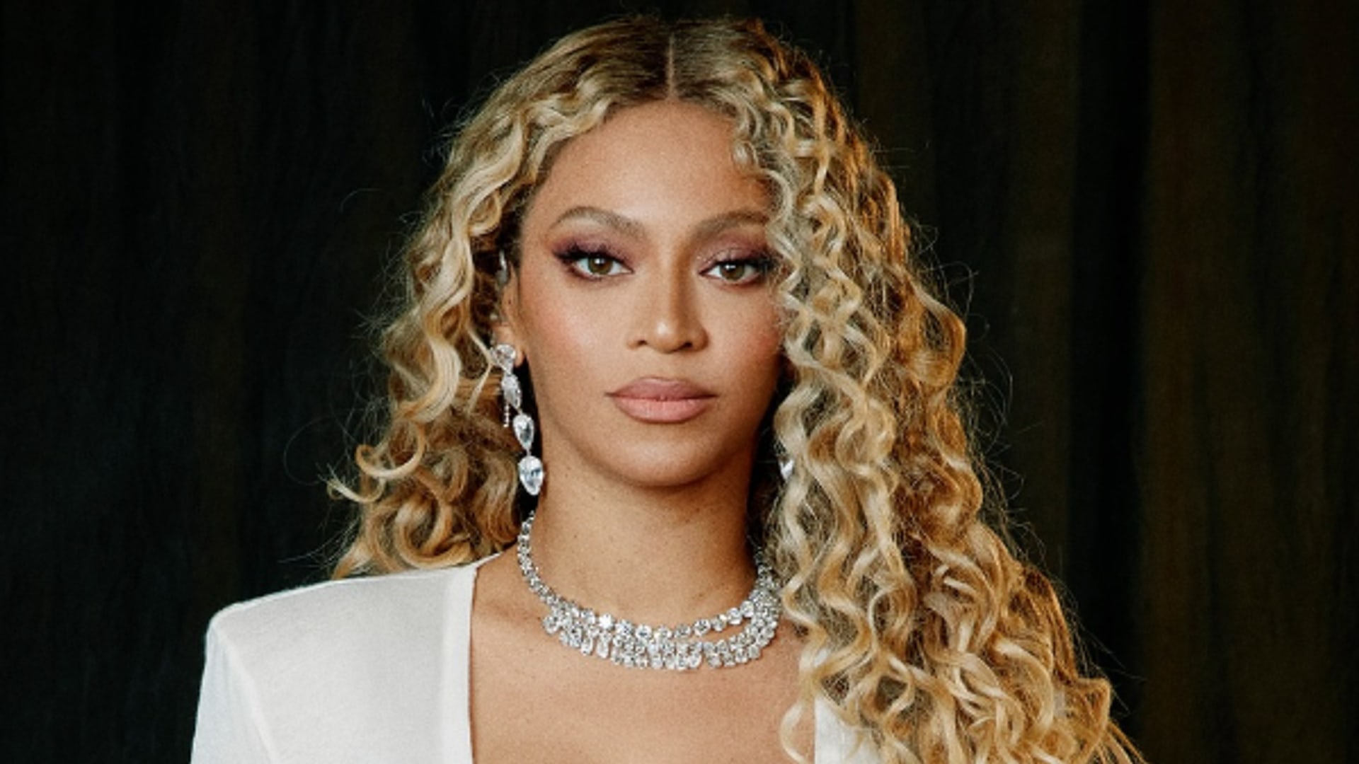 Beyoncé's family are so relatable as new photos show what they get up to during time off tour