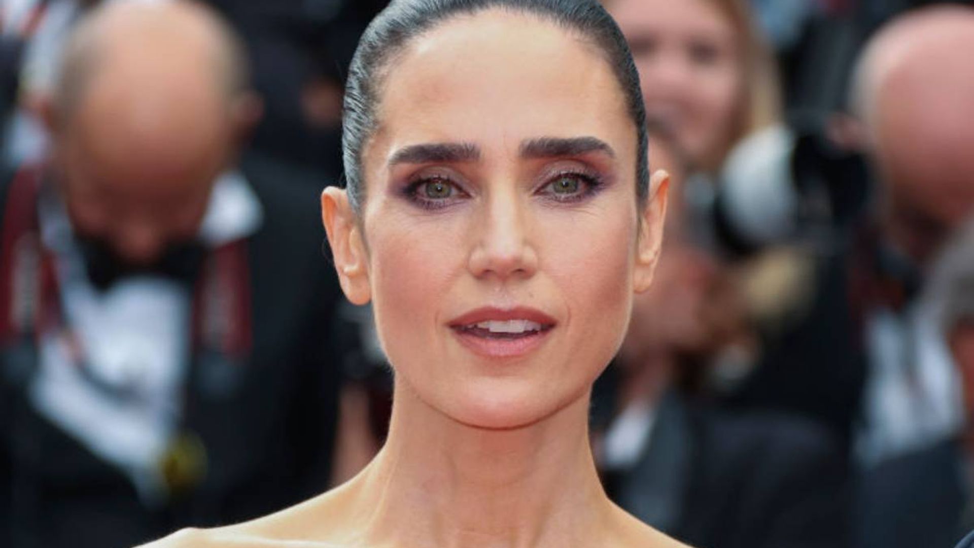 Top Gun's Jennifer Connelly wows with flirty fashion statement - and you  should see her boots!