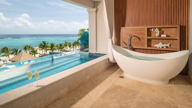 Tufa Terrace One Bedroom Skypool Butler Suite w/ Balcony Tranquility Soaking Tub 