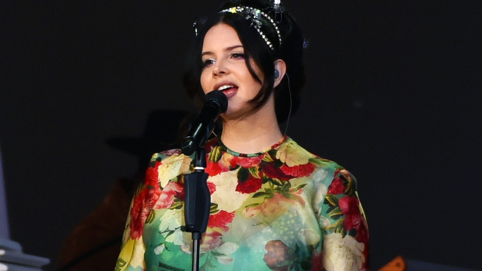 Lana Del Rey's BST Hyde Park concert was iconic 5 surprising moments