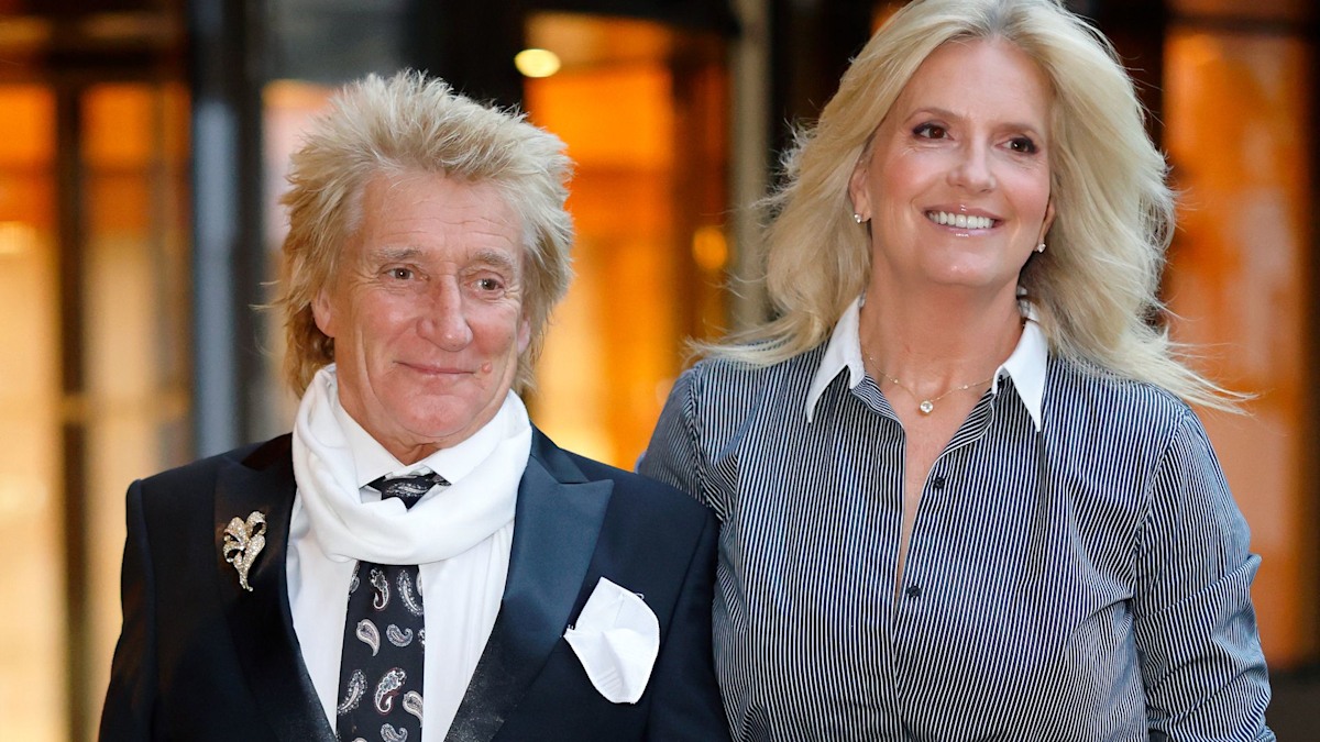 Rod Stewart shares incredible photo of Penny Lancaster in mini leather skirt