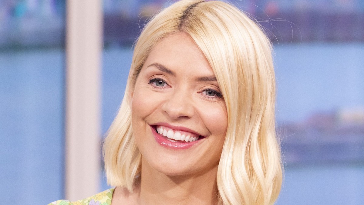 Holly Willoughby channels Princess Kate in the polka dot dress we’ve ...