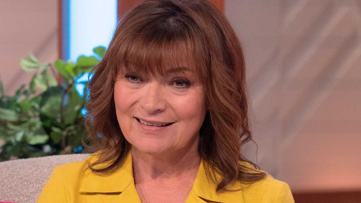 Lorraine Kelly issues update on Covid battle - fans react | HELLO!