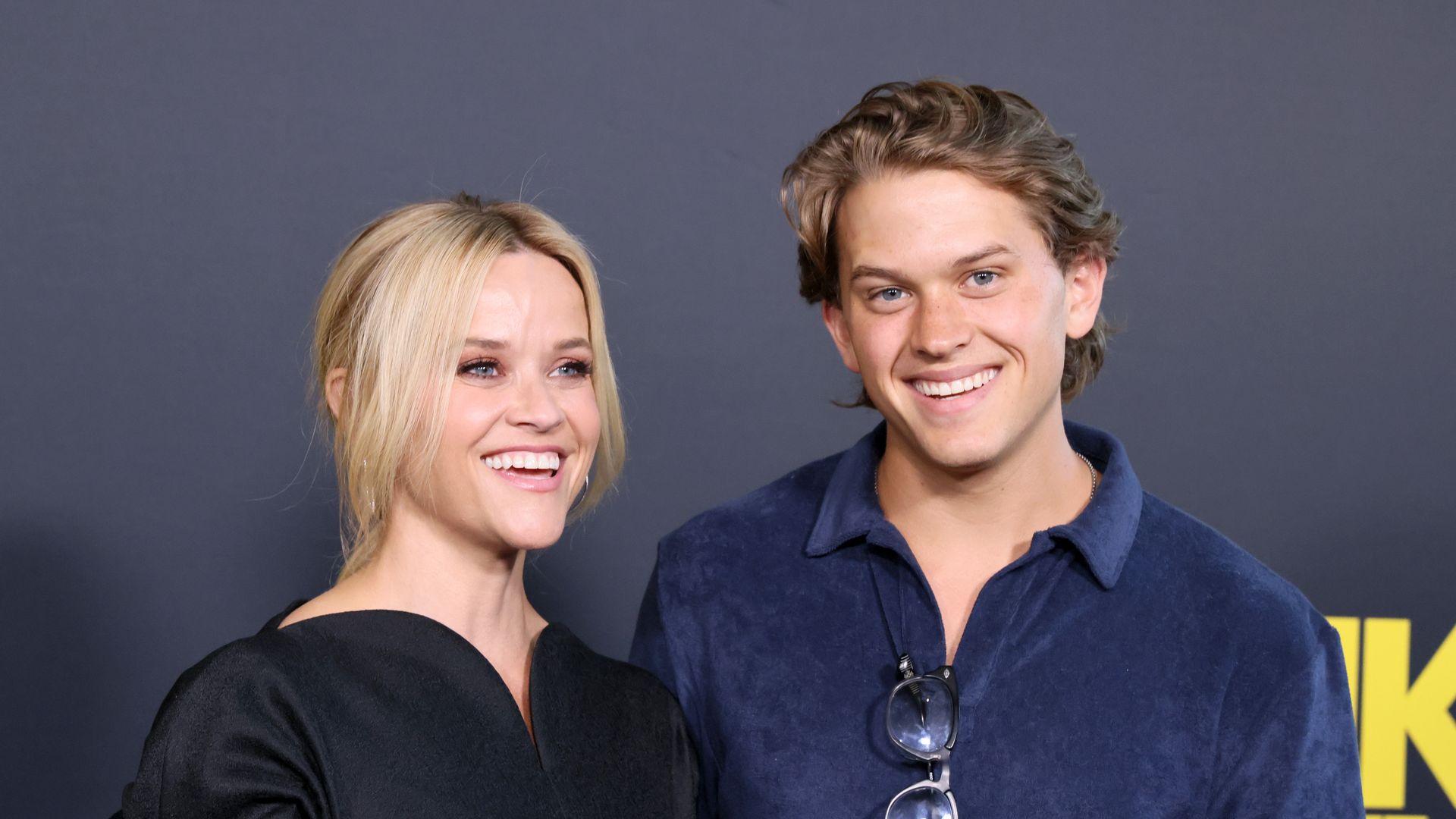 Reese Witherspoon and lookalike son Deacon Phillippe share sweet moment on the red carpet