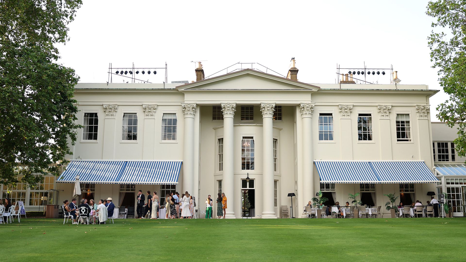  Views around The Hurlingham Club