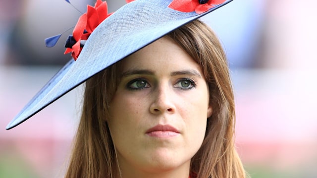 princess eugenie in red dress and blue hat at ascot 