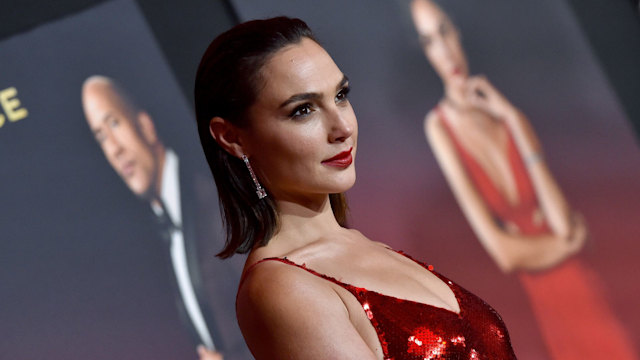 Gal Gadot attends the World Premiere of Netflix's "Red Notice" at L.A. LIVE on November 03, 2021 in Los Angeles, California