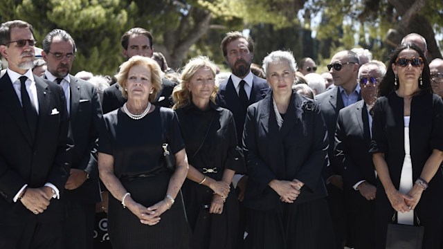 Crown Prince Pavlos standing with Crown Princess Marie-Chantal, Prince Philippos and Queen Sofia