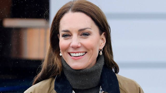 kate middleton in barbour coat 