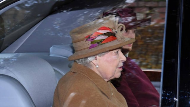 the queen sandringham royal family