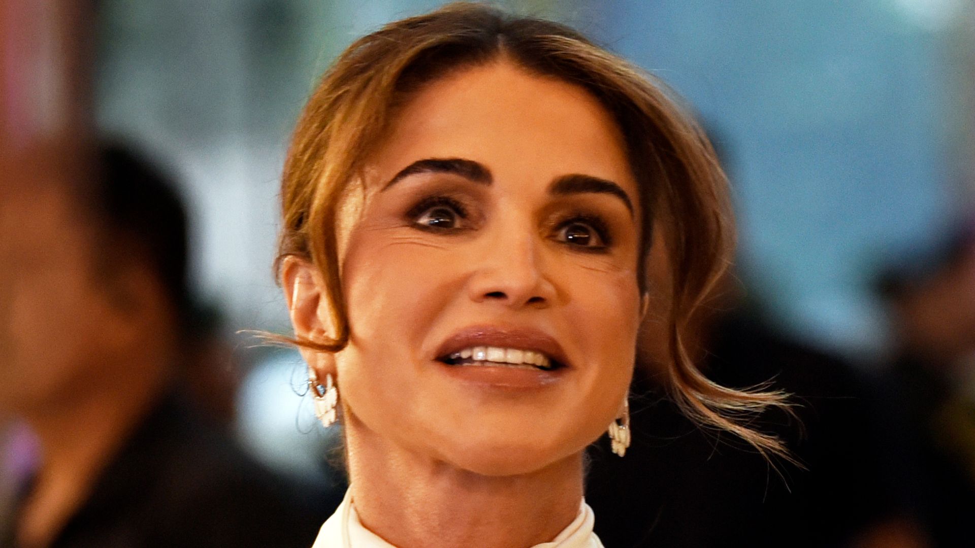 Queen Rania's silky outfit just proved why Victoria Beckham is the fashion queen