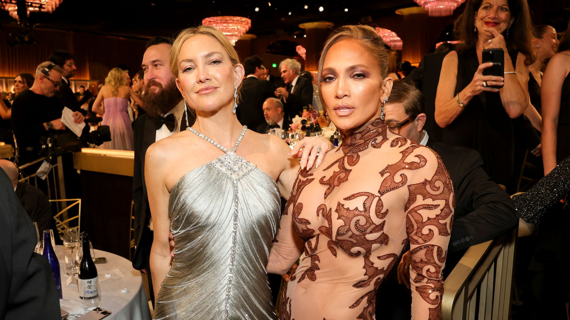 Kate Hudson and Jennifer Lopez at the Golden Globes
