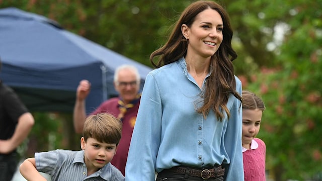 The Princess of Wales holding hands with Princess Charlotte and Prince Louis