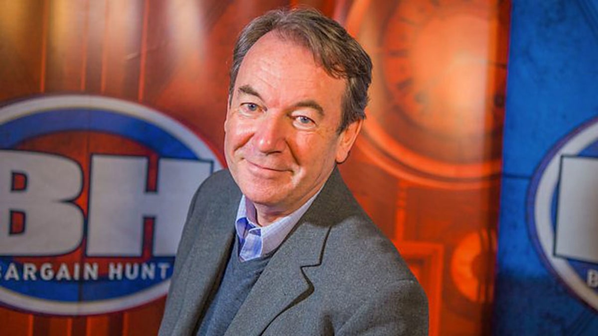 Bargain Hunt thrown into chaos after expert's 'unbelievable' auction blunder