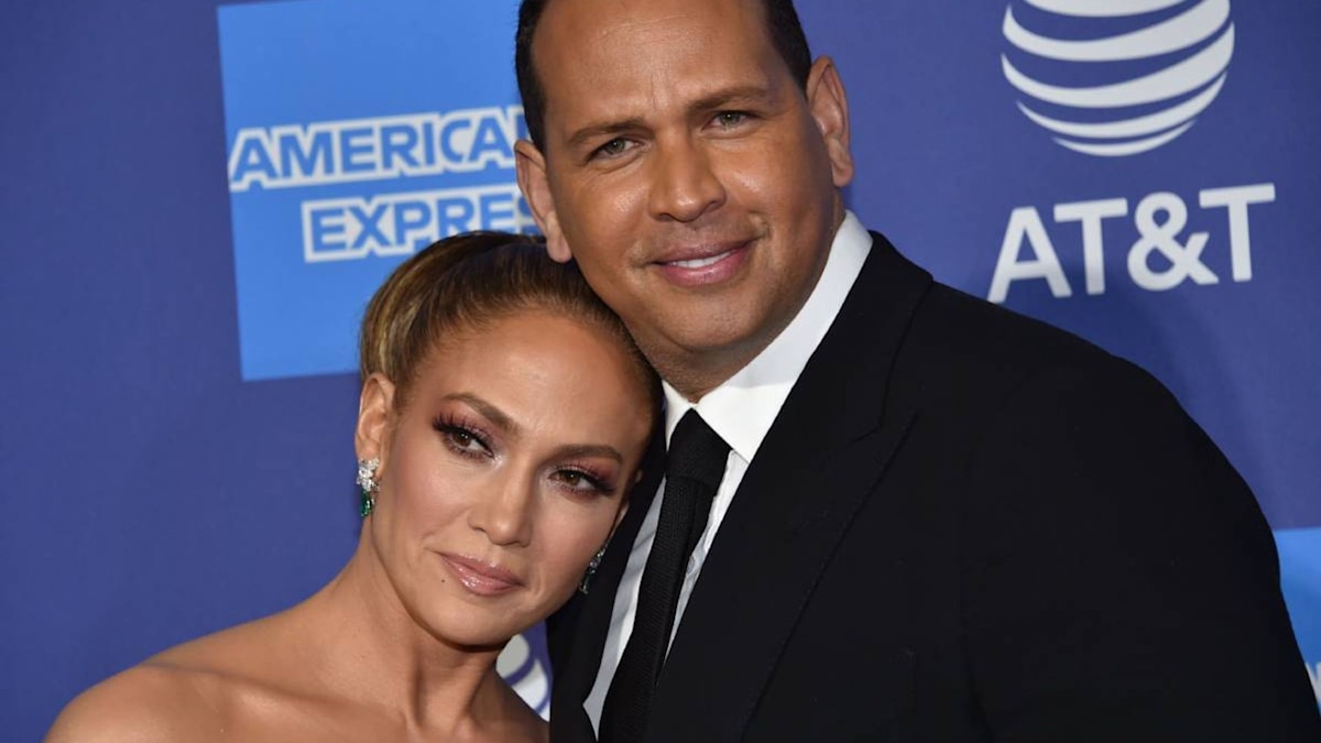 Jennifer Lopez's fiancé Alex Rodriguez is 'having an affair