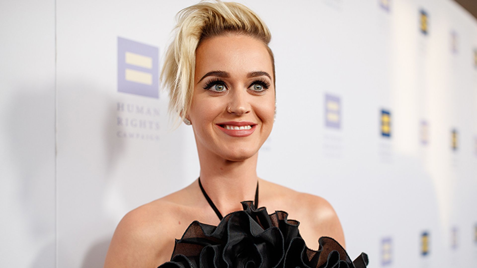 katy perry smiling