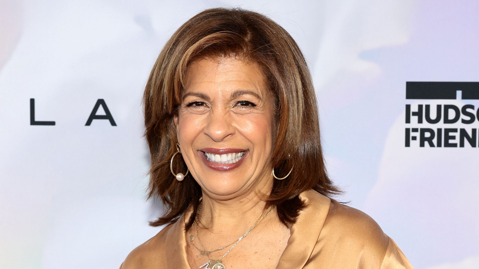 Hoda Kotb swears by these celeb-loved Youth Restoring Capsules: ‘It feels like putting silk on your face’