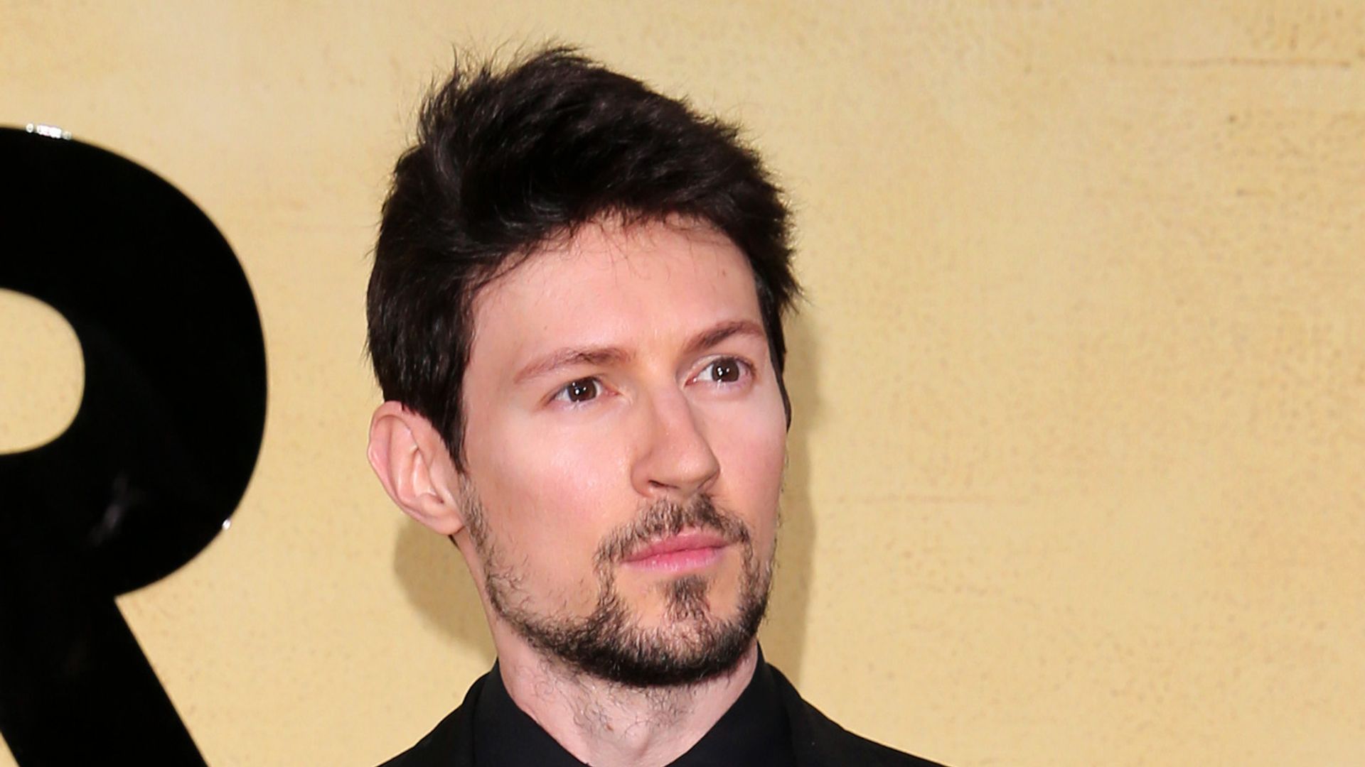 Pavel Durov poses red carpet