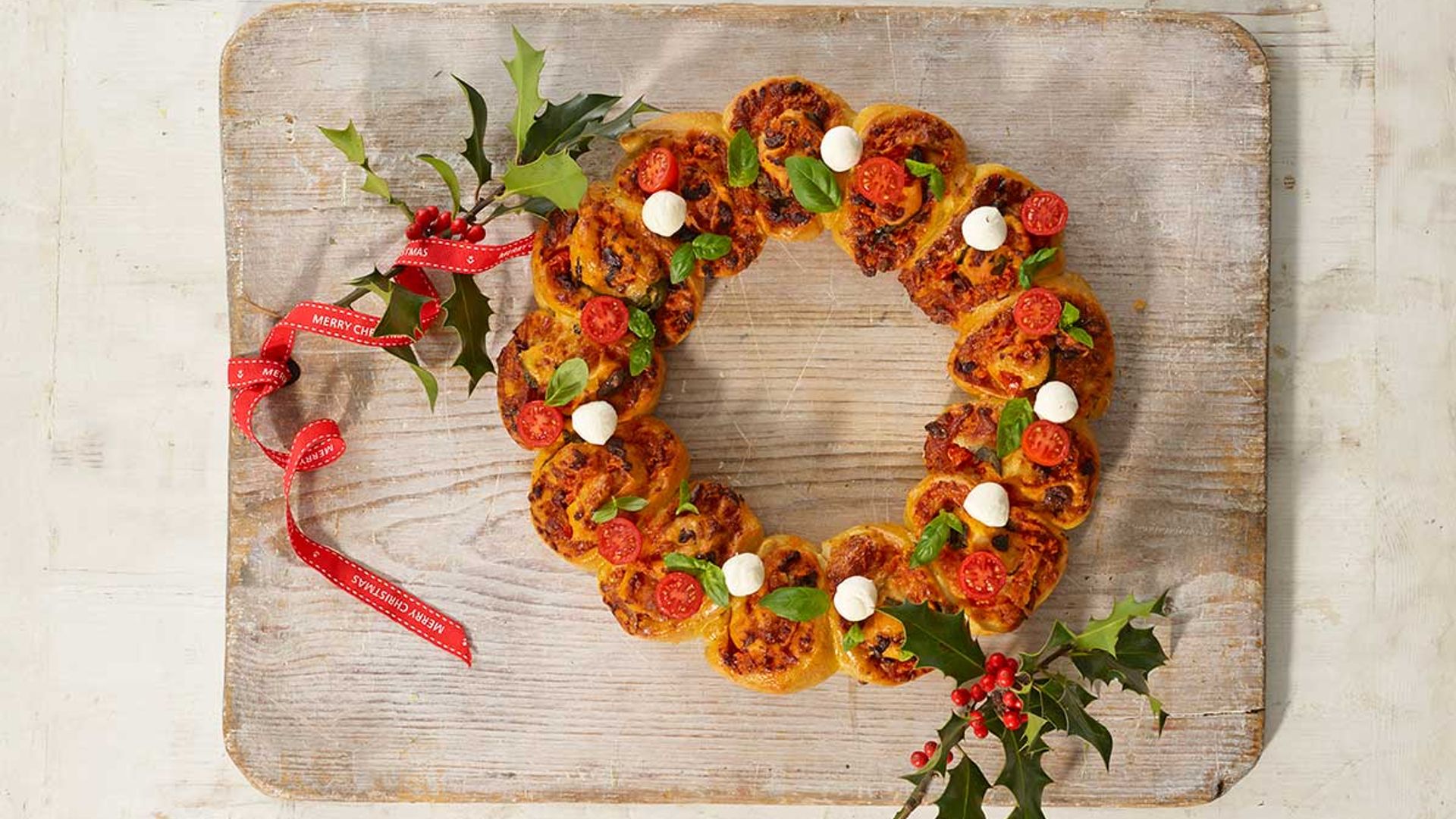 christmas pizza wreath 2