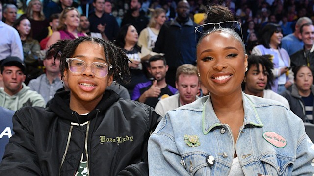 Jennifer Hudson (R) and David Otunga Jr. attend a basketball game between the Los Angeles Lakers and the Chicago Bulls at Crypto.com Arena on March 26, 2023 in Los Angeles, California