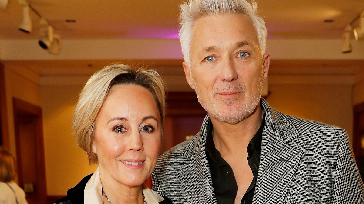 Roman Kemp's dad Martin's revelation about clifftop wedding mishap with wife Shirlie