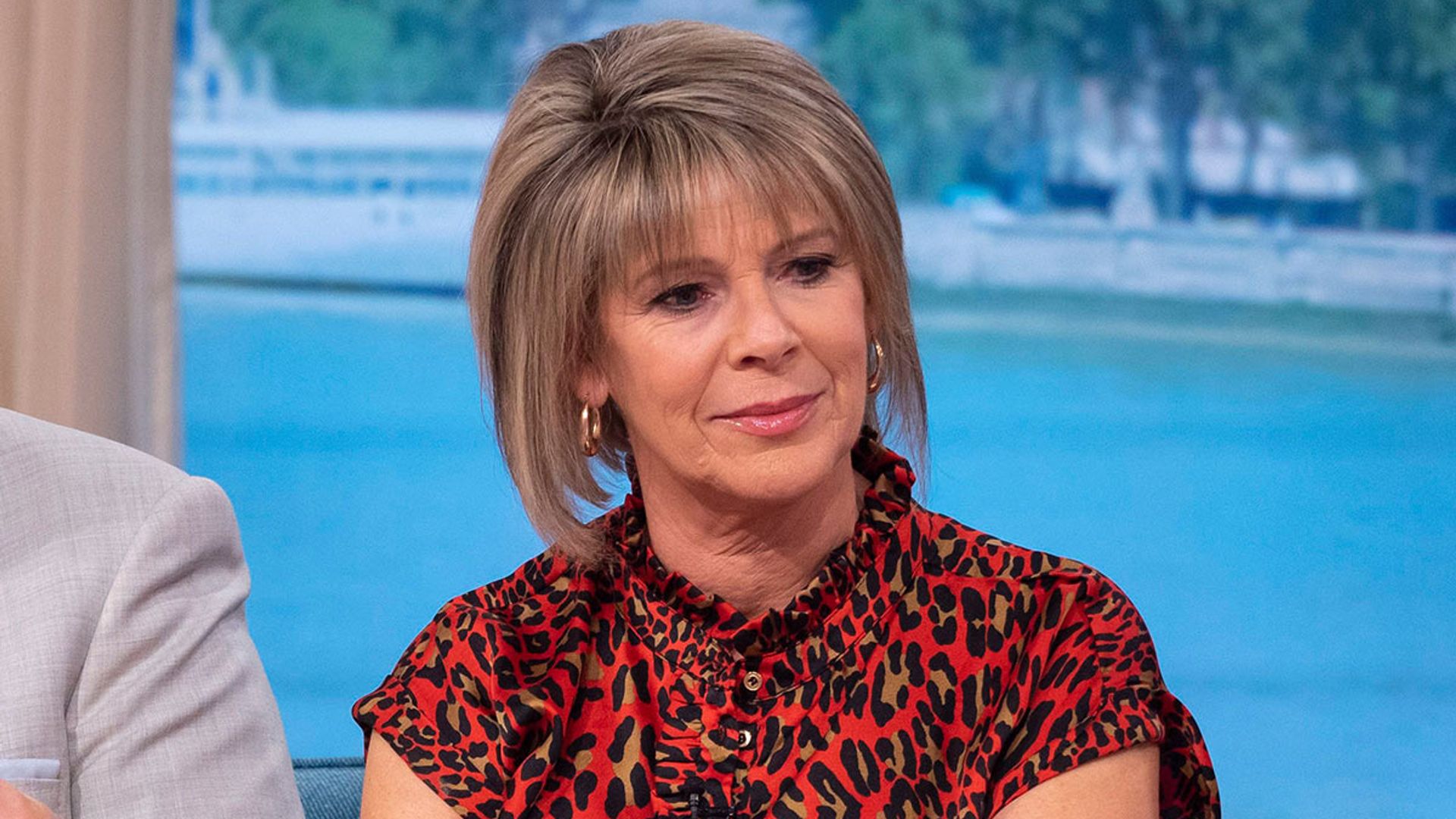 Ruth Langsford reaches out to Love Island's Dr Alex after family tragedy