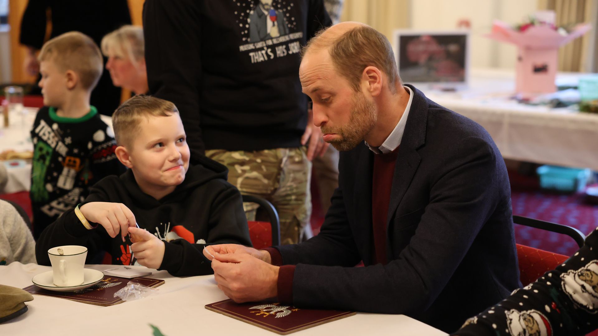 Prince William left amused by little boy’s portrait highlighting his beard and hairline