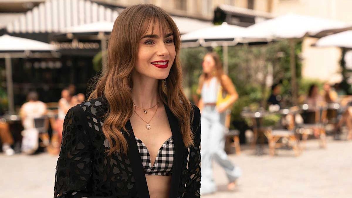 Emily in Paris: Lily Collins shows off new statement knit in
