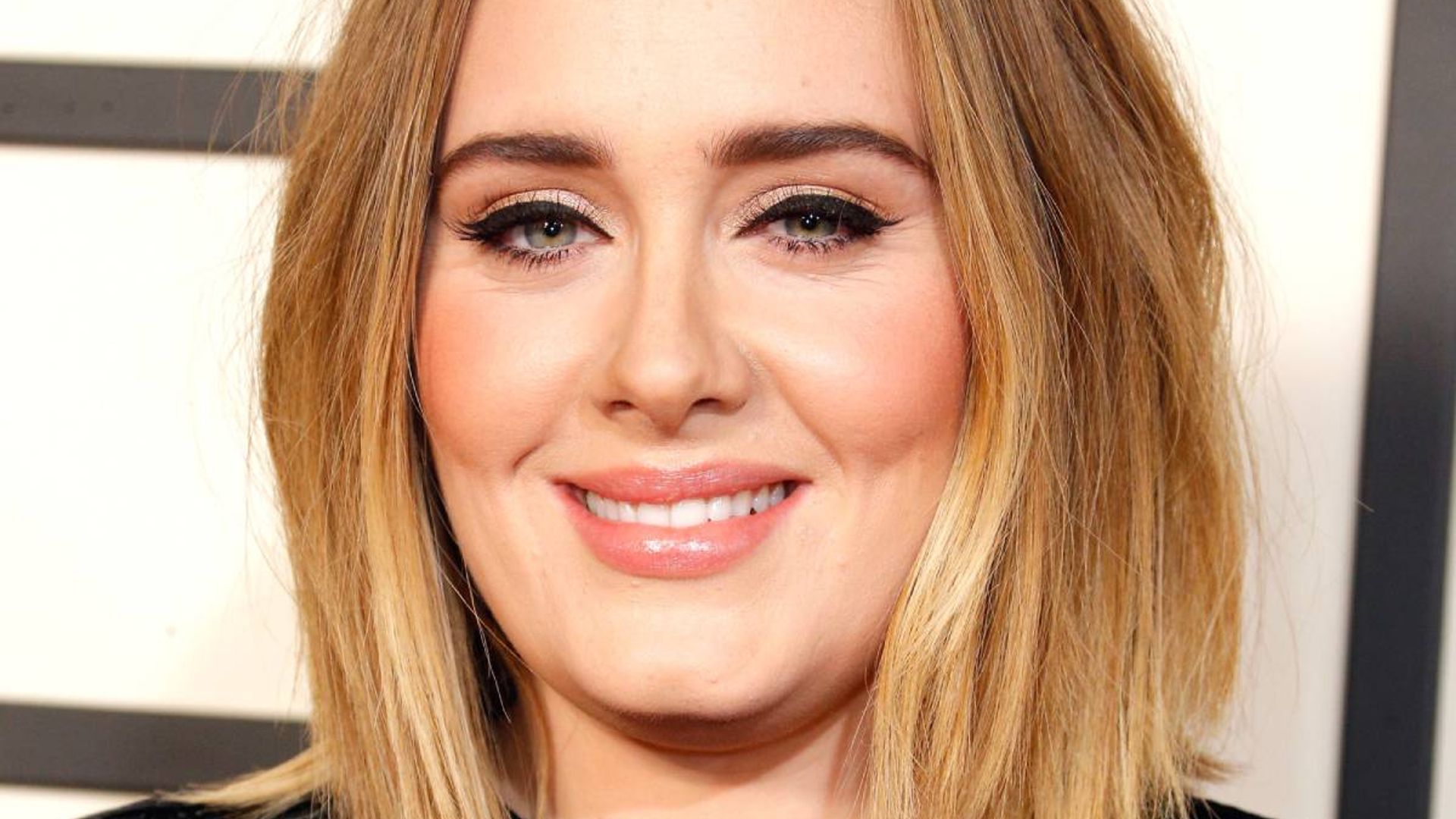 Adele's celebrity friends react to her latest weight loss photo