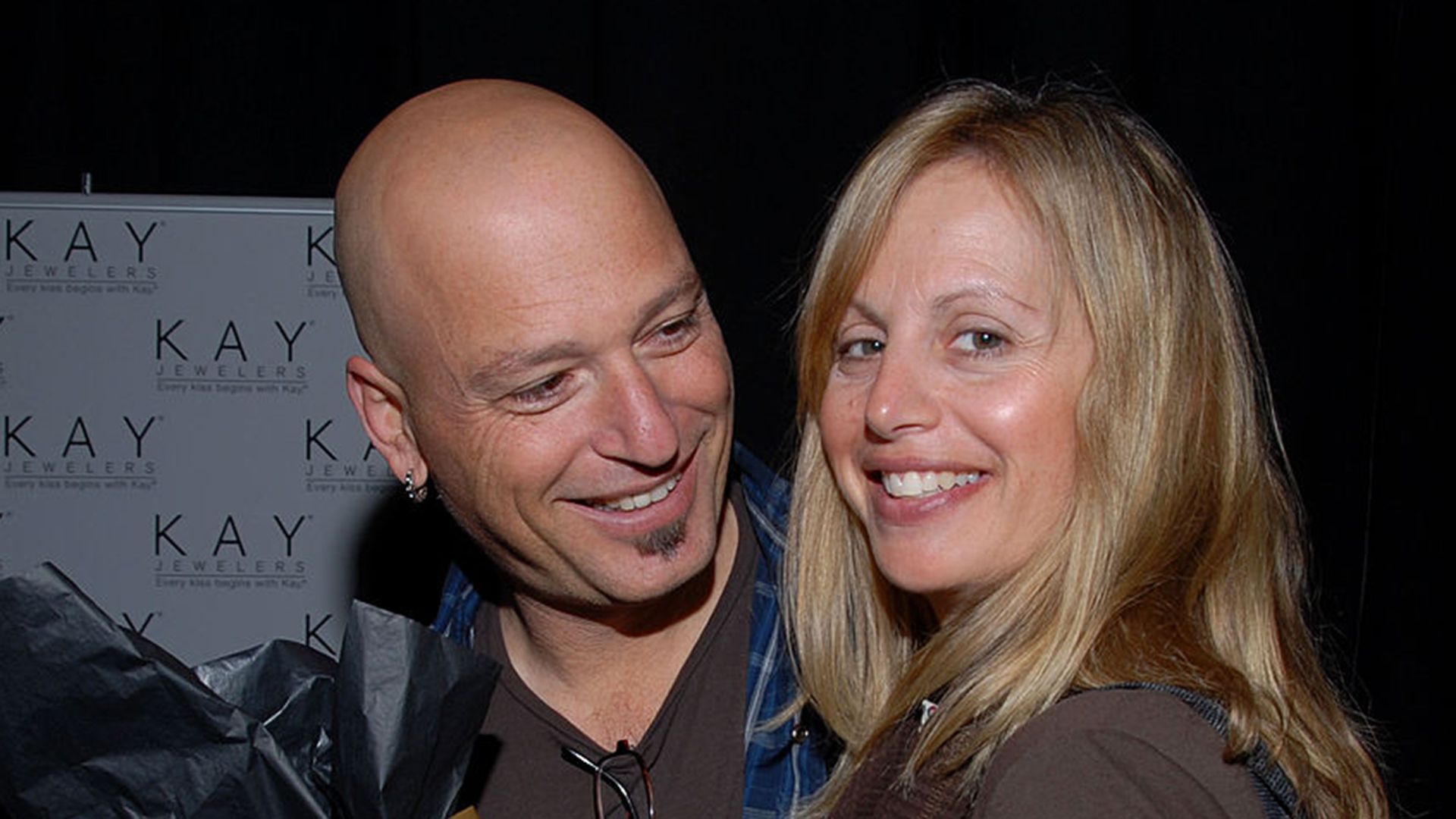 Howie Mandel stares lovingly at wife Terry Mandel. 