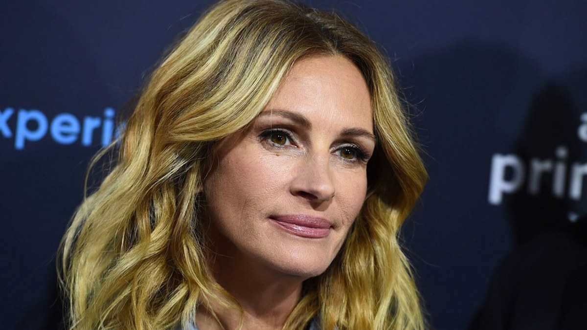 Julia Roberts' heartbreak as family announce devastating news | HELLO!