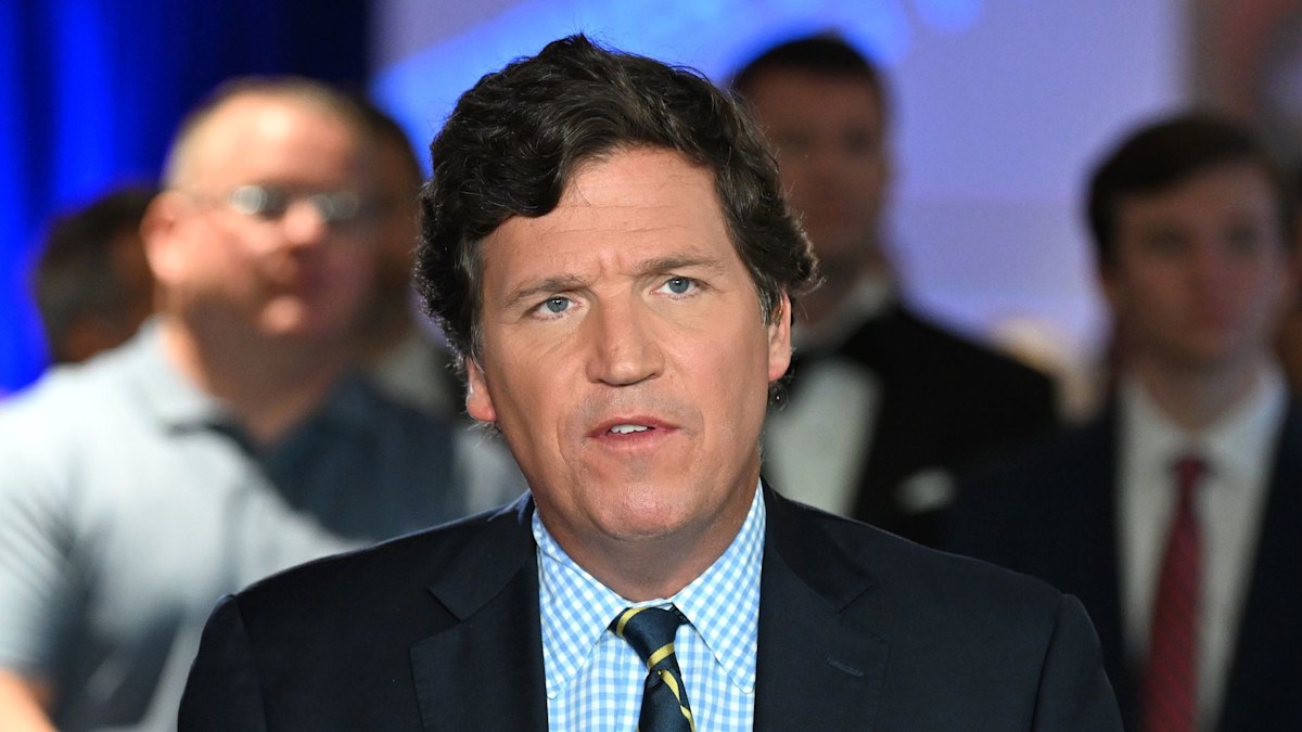 Tucker Carlson Leaves Fox News Effective Immediately Following Dominion Settlement Hello 