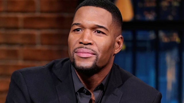 gma michael strahan surprise injury at home