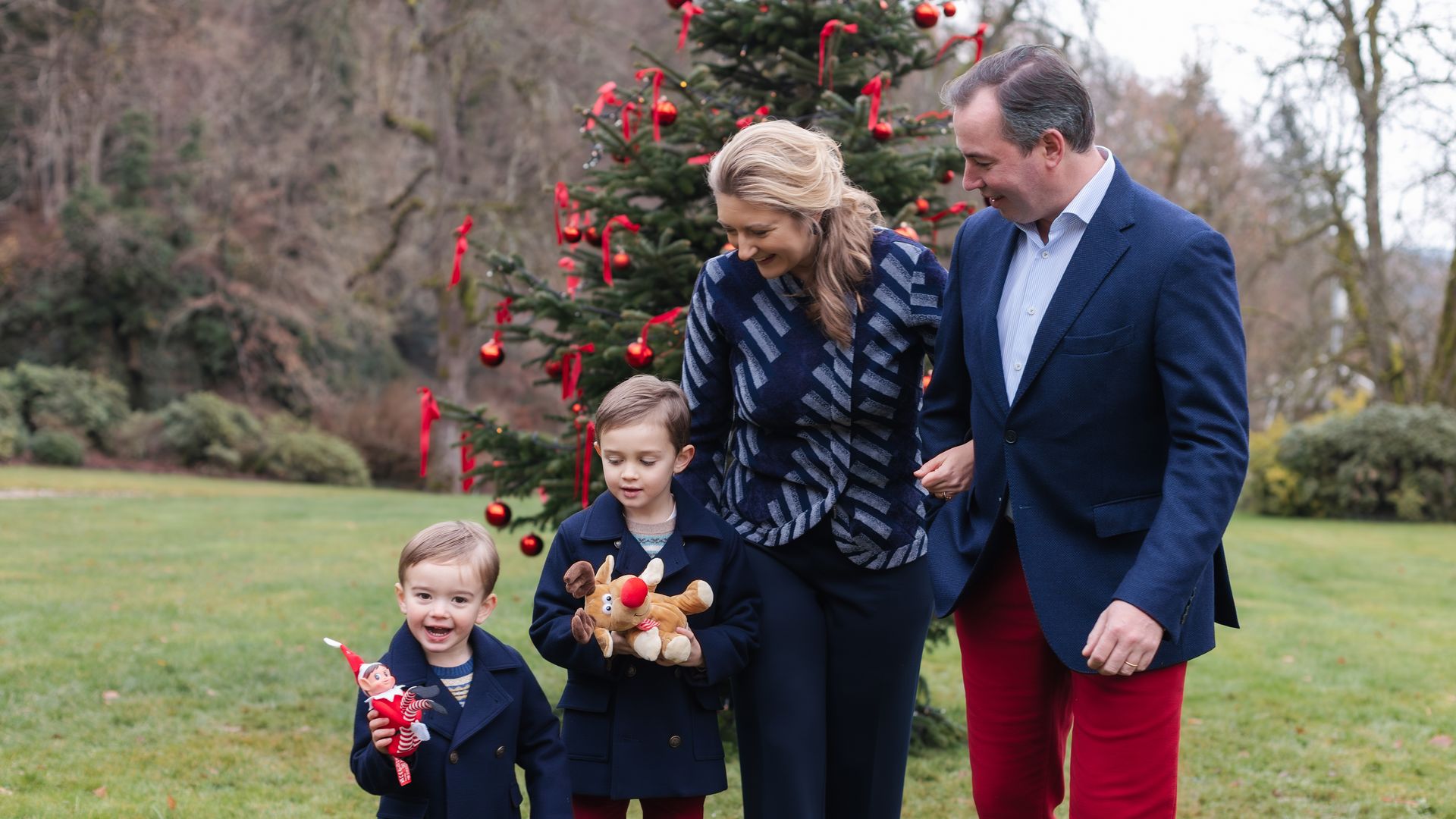 Personal royal Christmas card photos of 2025 - including an unconventional choice