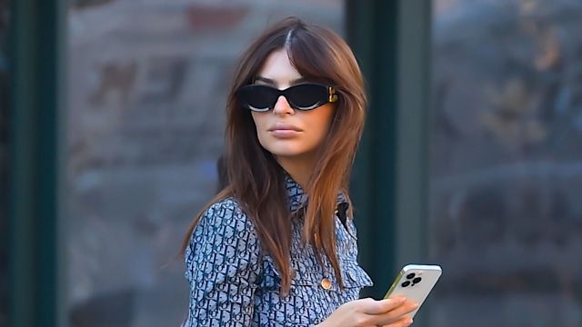 NEW YORK, NEW YORK - OCTOBER 04:Emily Ratajkowski is seen walking in soho on October 04, 2023 in New York City. (Photo by Raymond Hall/GC Images)