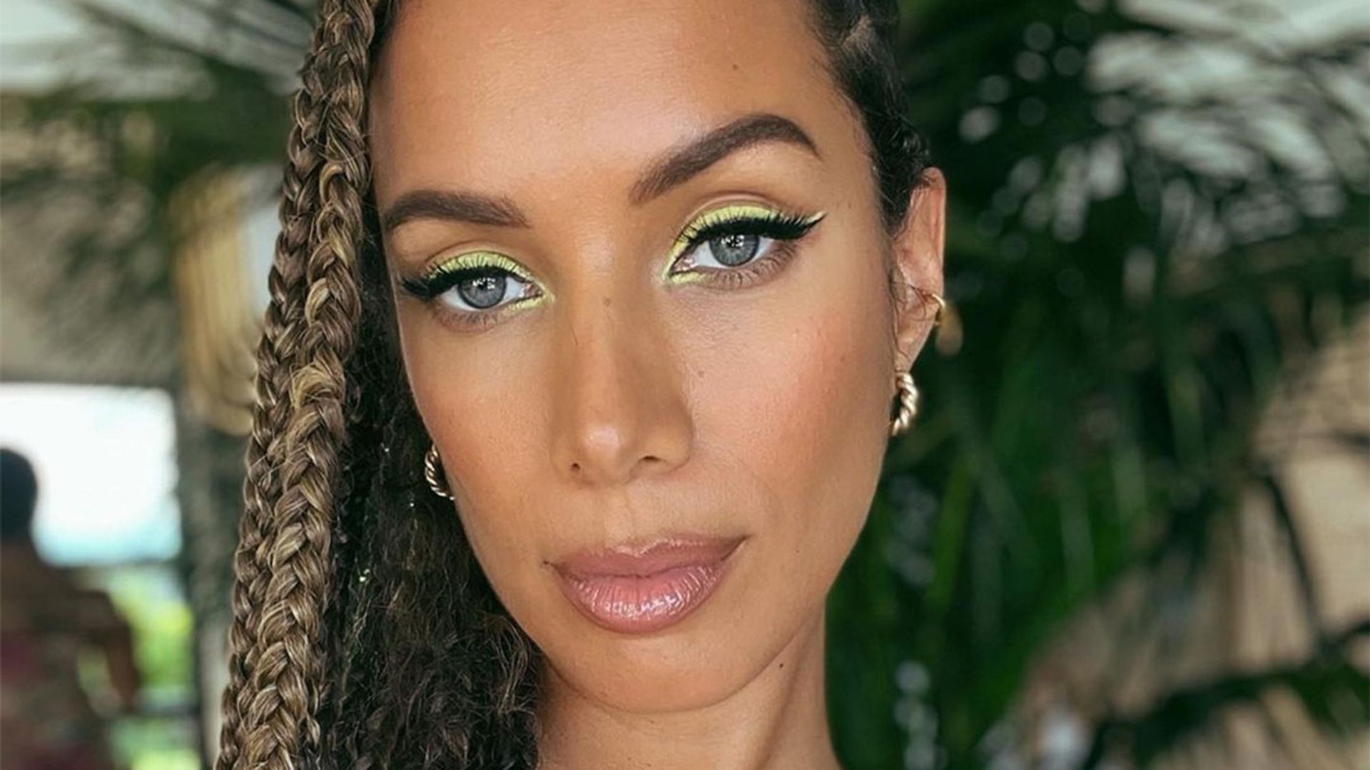 leona lewis gold bra weeks after giving birth