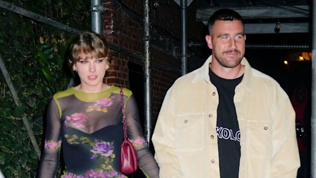 NEW YORK, NEW YORK - OCTOBER 15: Taylor Swift and Travis Kelce have dinner at Waverly Inn on October 15, 2023 in New York City. (Photo by Gotham/GC Images)