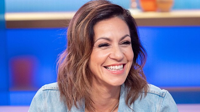 julia bradbury solo