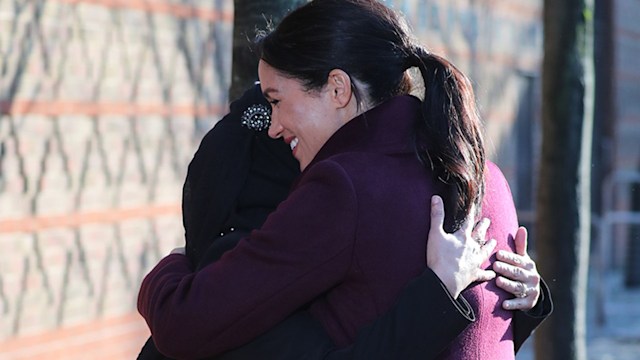 meghan markle hug hubb