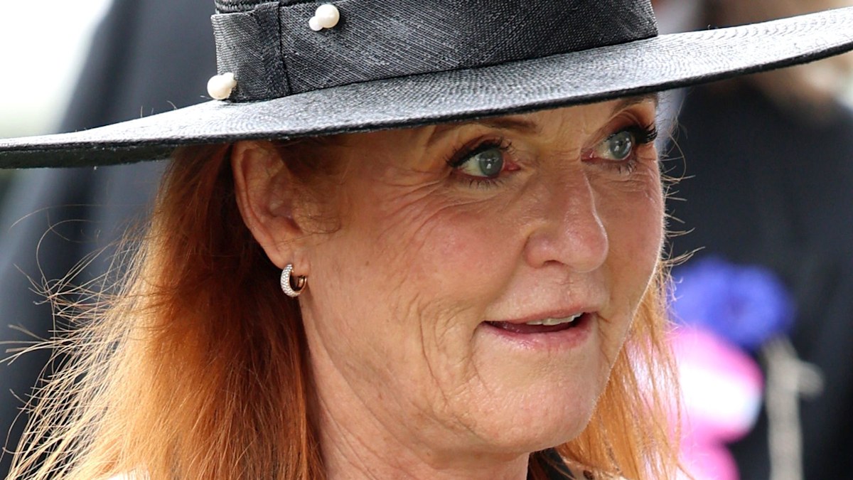 Sarah Ferguson is a 90s queen at Ascot 2025 in dress straight out of Princess Diana's wardrobe