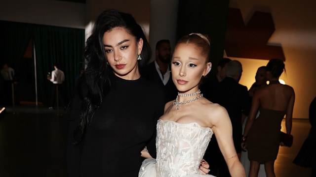 Charli XCX and Ariana Grande posing together